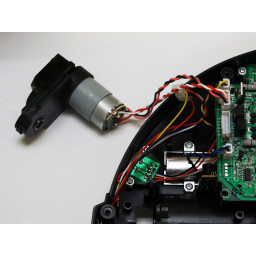 Замена основной щетки мотора BObsweep Robotic Vacuum