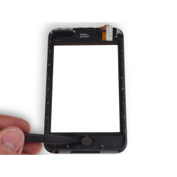 Замена передней панели iPod Touch 1-го поколения